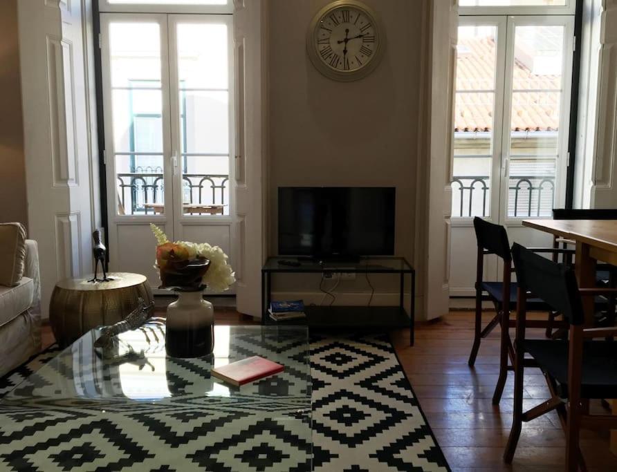 Sm2 Romantic Home By The Gardens Pr Real & Bairro Alto 리스본 외부 사진