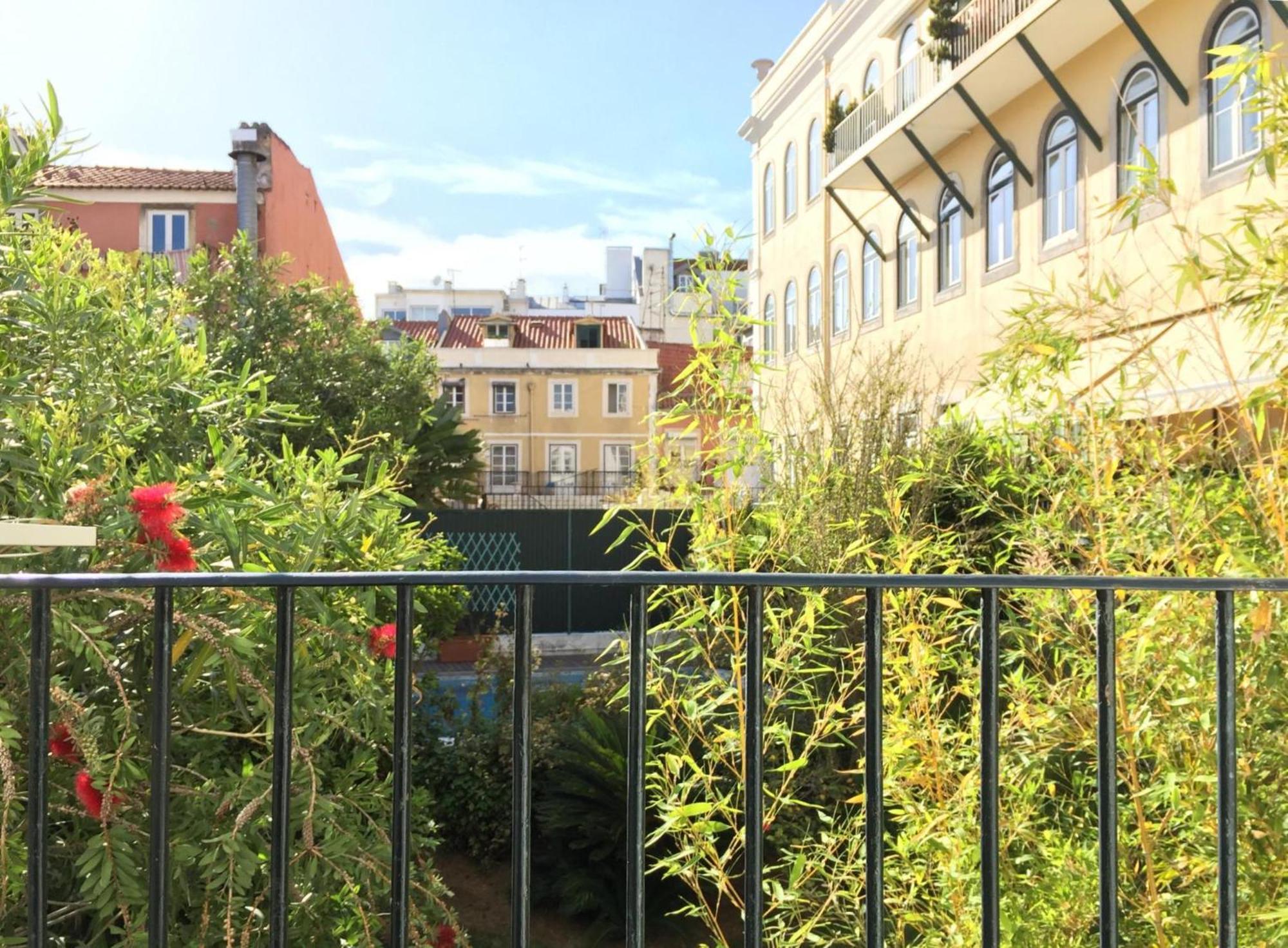 Sm2 Romantic Home By The Gardens Pr Real & Bairro Alto 리스본 외부 사진