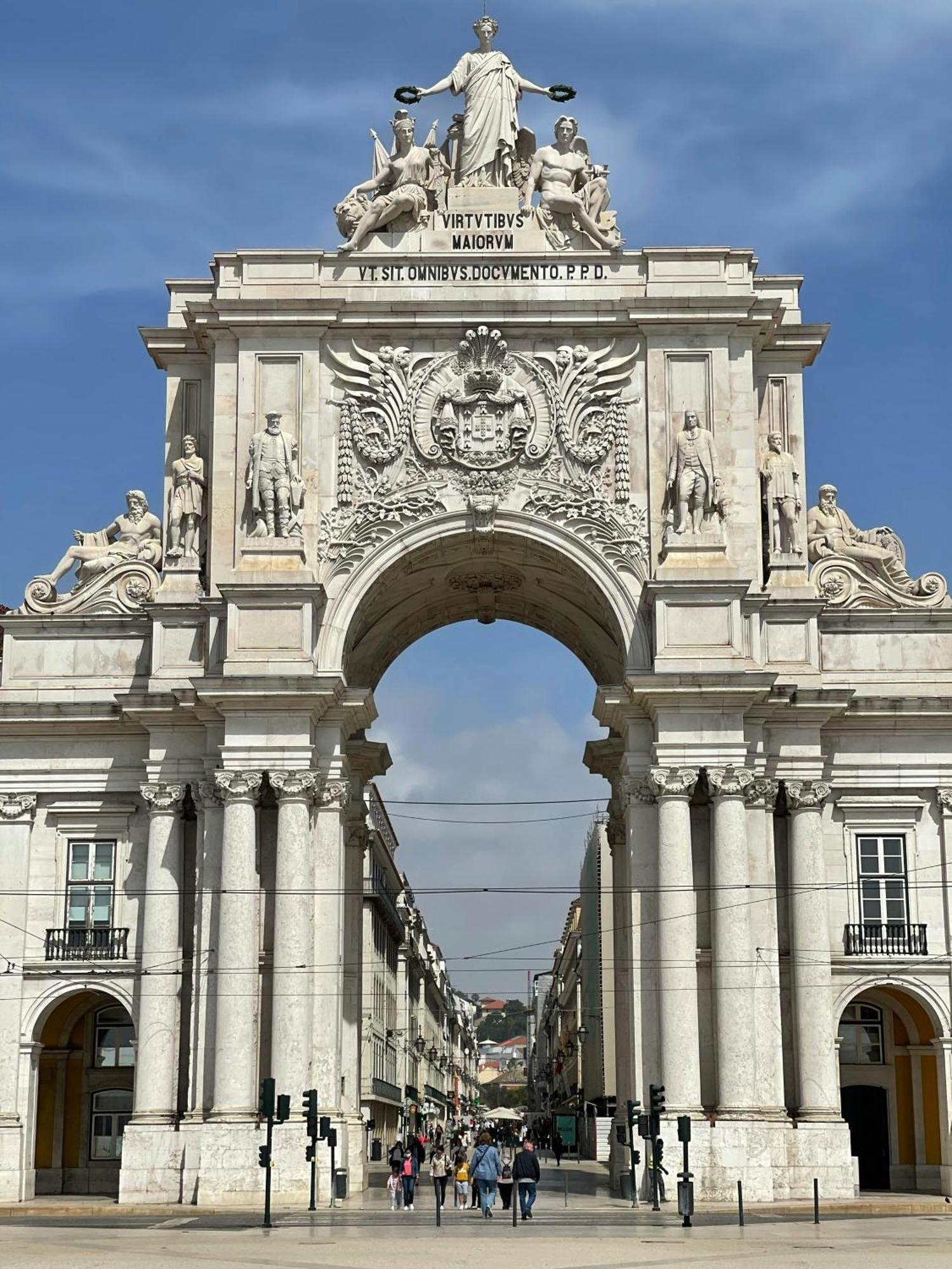 Sm2 Romantic Home By The Gardens Pr Real & Bairro Alto 리스본 외부 사진